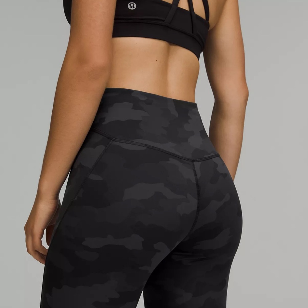 Lulu lemon Base Pace HR Crop 23” size 0